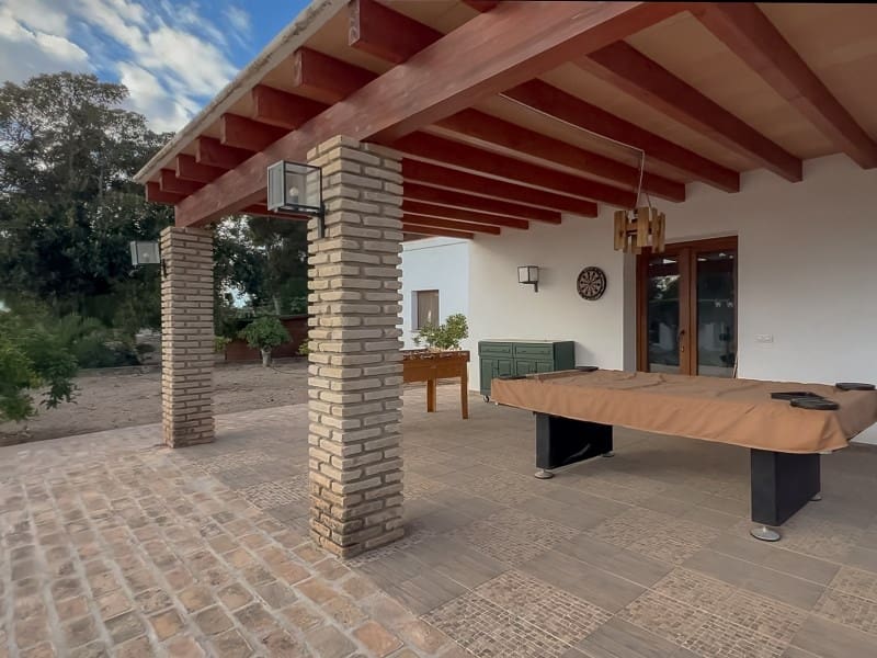 6 bedroom Villa for sale in Albir - € 1,495,000 (Ref: 9394041)