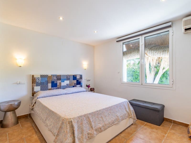 3 makuuhuone Huvila myytävänä paikassa Benissa mukana uima-altaan - 796 000 € (Ref: 9406448)