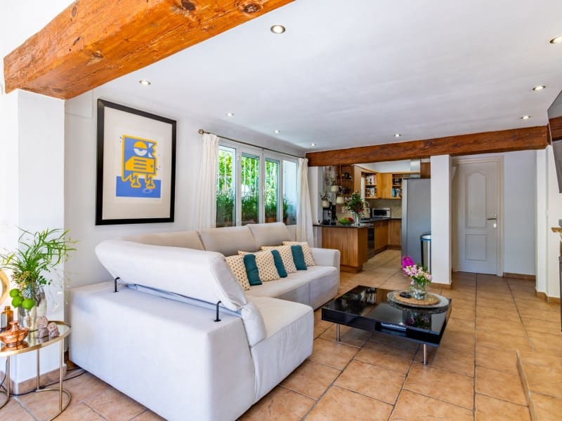 3 makuuhuone Huvila myytävänä paikassa Benissa mukana uima-altaan - 796 000 € (Ref: 9406448)