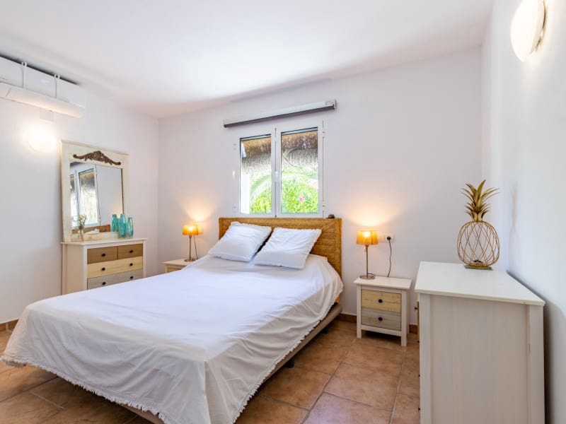 3 makuuhuone Huvila myytävänä paikassa Benissa mukana uima-altaan - 796 000 € (Ref: 9406448)