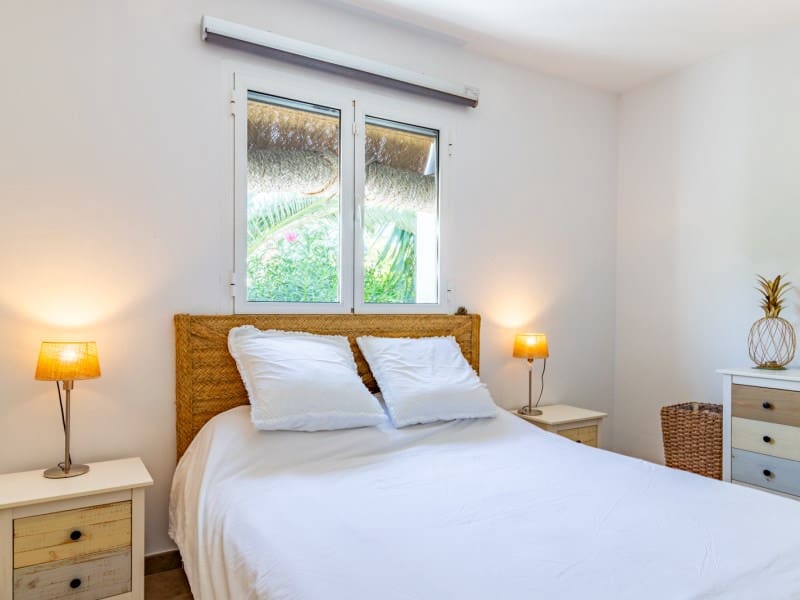 3 makuuhuone Huvila myytävänä paikassa Benissa mukana uima-altaan - 796 000 € (Ref: 9406448)