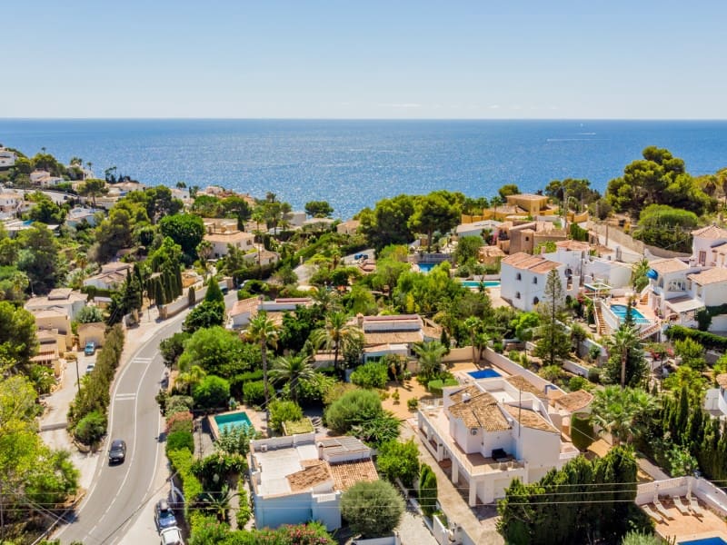 3 makuuhuone Huvila myytävänä paikassa Benissa mukana uima-altaan - 796 000 € (Ref: 9406448)