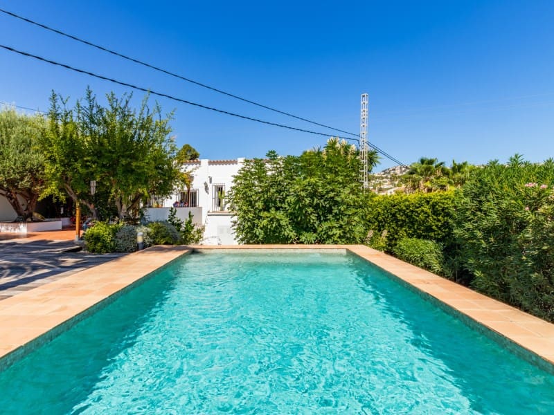 3 makuuhuone Huvila myytävänä paikassa Benissa mukana uima-altaan - 796 000 € (Ref: 9406448)