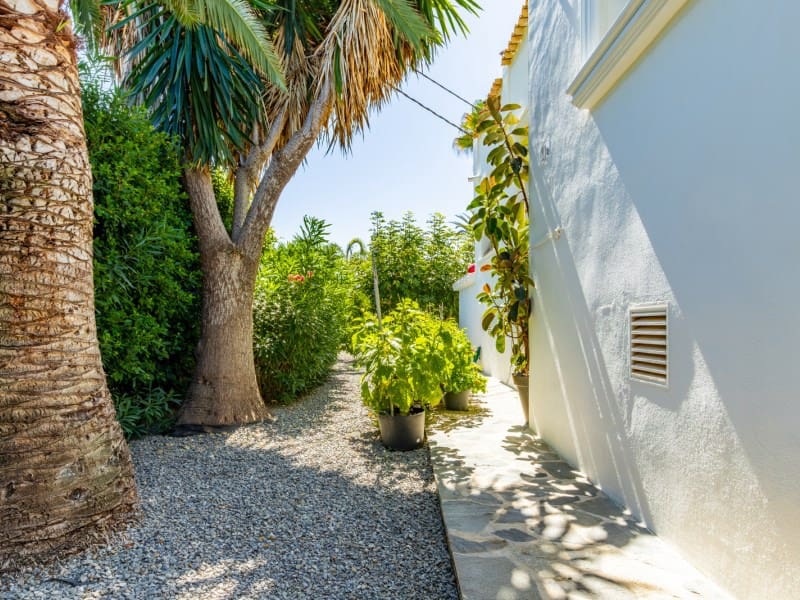 3 makuuhuone Huvila myytävänä paikassa Benissa mukana uima-altaan - 796 000 € (Ref: 9406448)