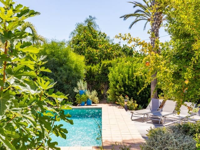 3 makuuhuone Huvila myytävänä paikassa Benissa mukana uima-altaan - 796 000 € (Ref: 9406448)