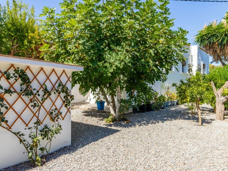 3 makuuhuone Huvila myytävänä paikassa Benissa mukana uima-altaan - 796 000 € (Ref: 9406448)