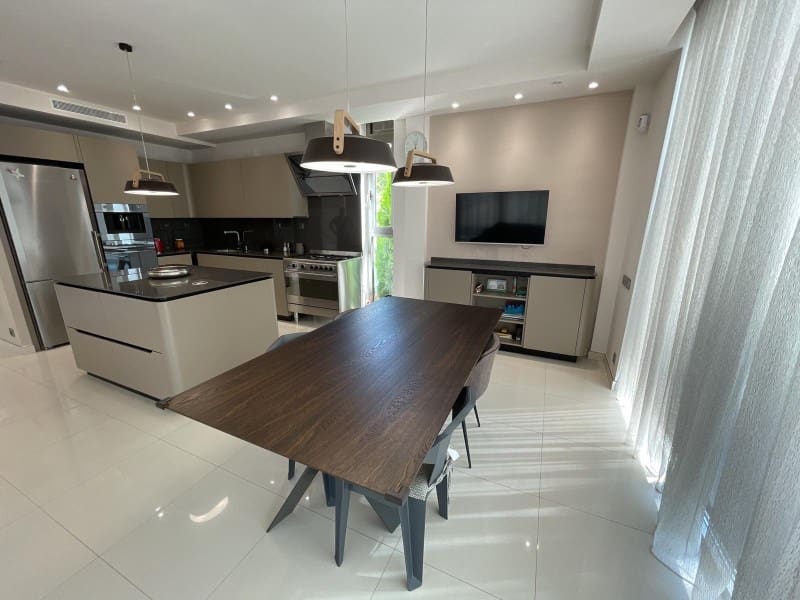 5 soveværelse Villa til salg i Calpe / Calp med swimmingpool - € 1.980.000 (Ref: 9450655)