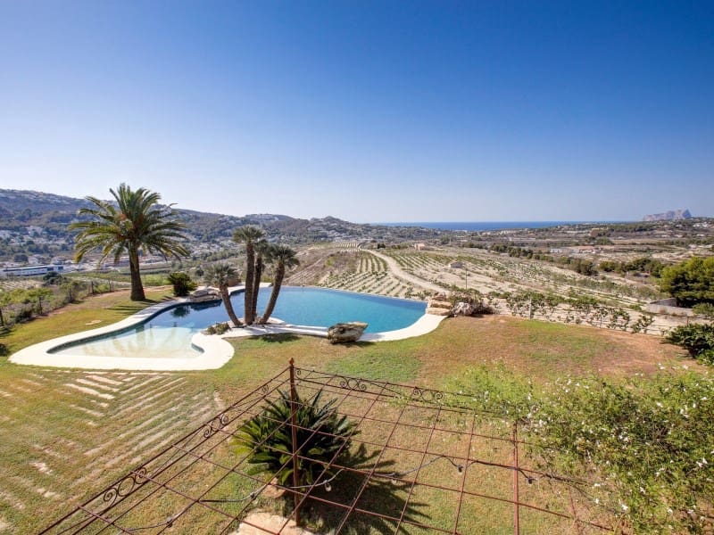 4 slaapkamer Finca/Landhuis te koop in Teulada met zwembad - € 4.200.000 (Ref: 9450656)