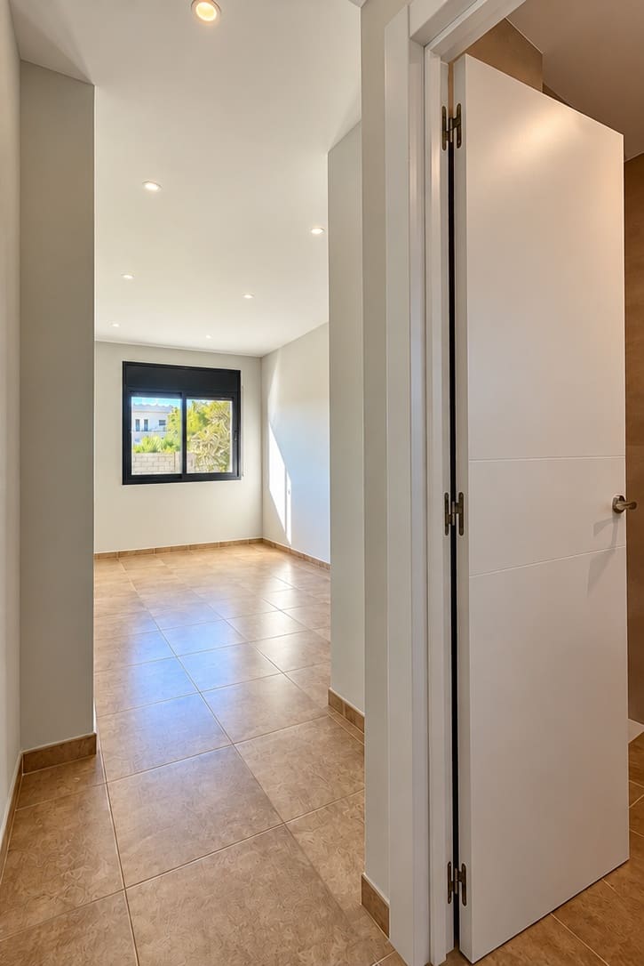 5 slaapkamer Huis te koop in Deltebre met zwembad garage - € 430.000 (Ref: 10172808)