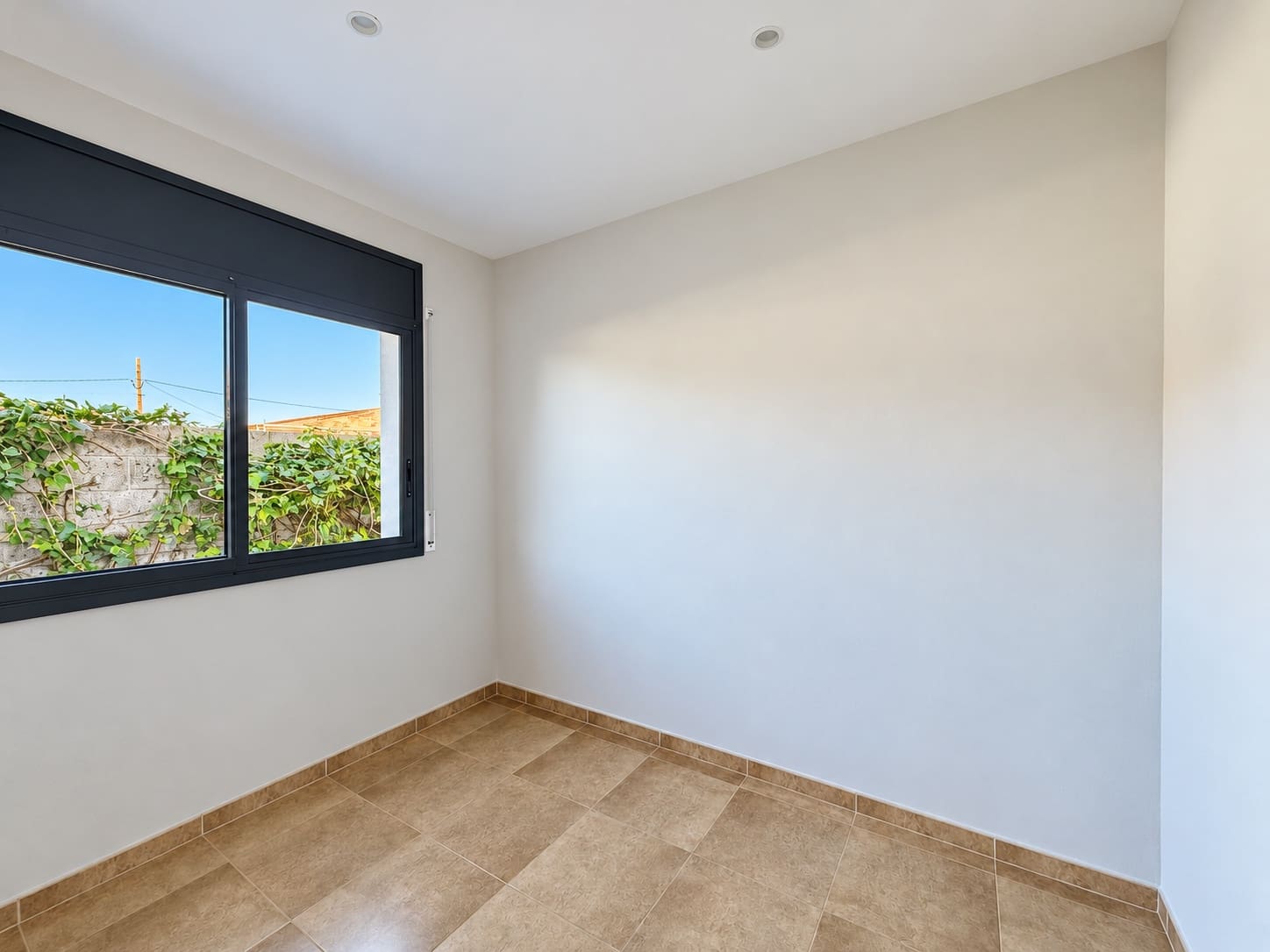 5 slaapkamer Huis te koop in Deltebre met zwembad garage - € 430.000 (Ref: 10172808)