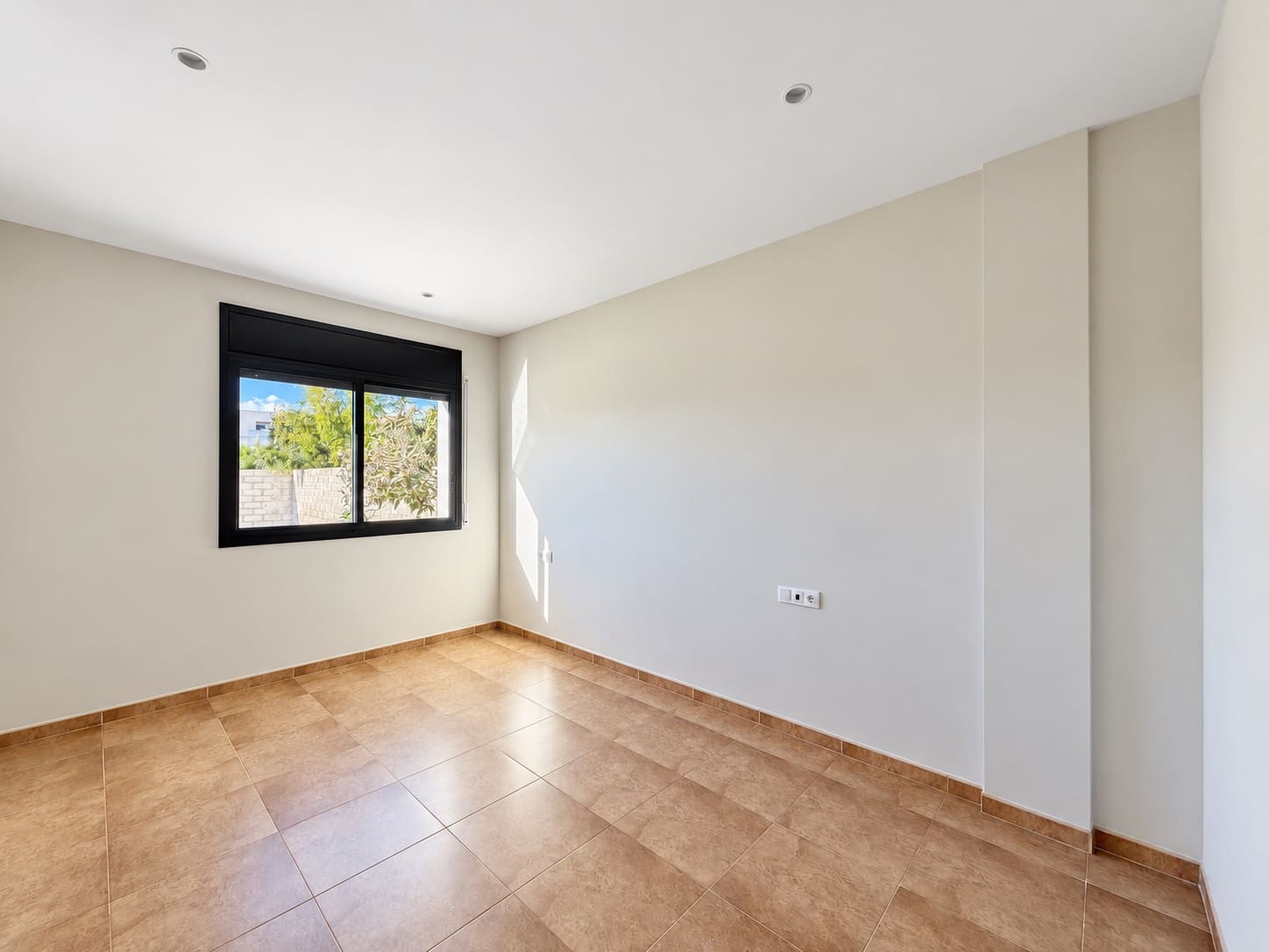 5 slaapkamer Huis te koop in Deltebre met zwembad garage - € 430.000 (Ref: 10172808)