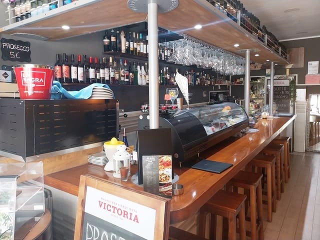 Ravintola/baari myytävänä paikassa Benalmádena - 44 950 € (Ref: 10039225)