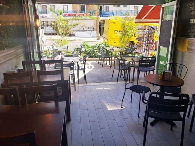 Ravintola/baari myytävänä paikassa Benalmádena - 44 950 € (Ref: 10039225)