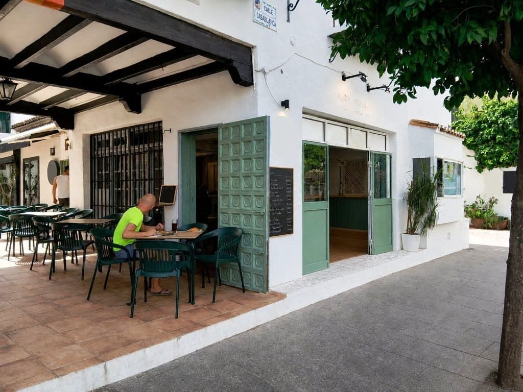 Restaurant/Bar til salg i Torremolinos - € 59.950 (Ref: 10158301)
