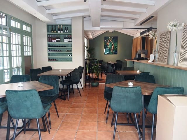 Restaurant/Bar til salg i Torremolinos - € 59.950 (Ref: 10158301)