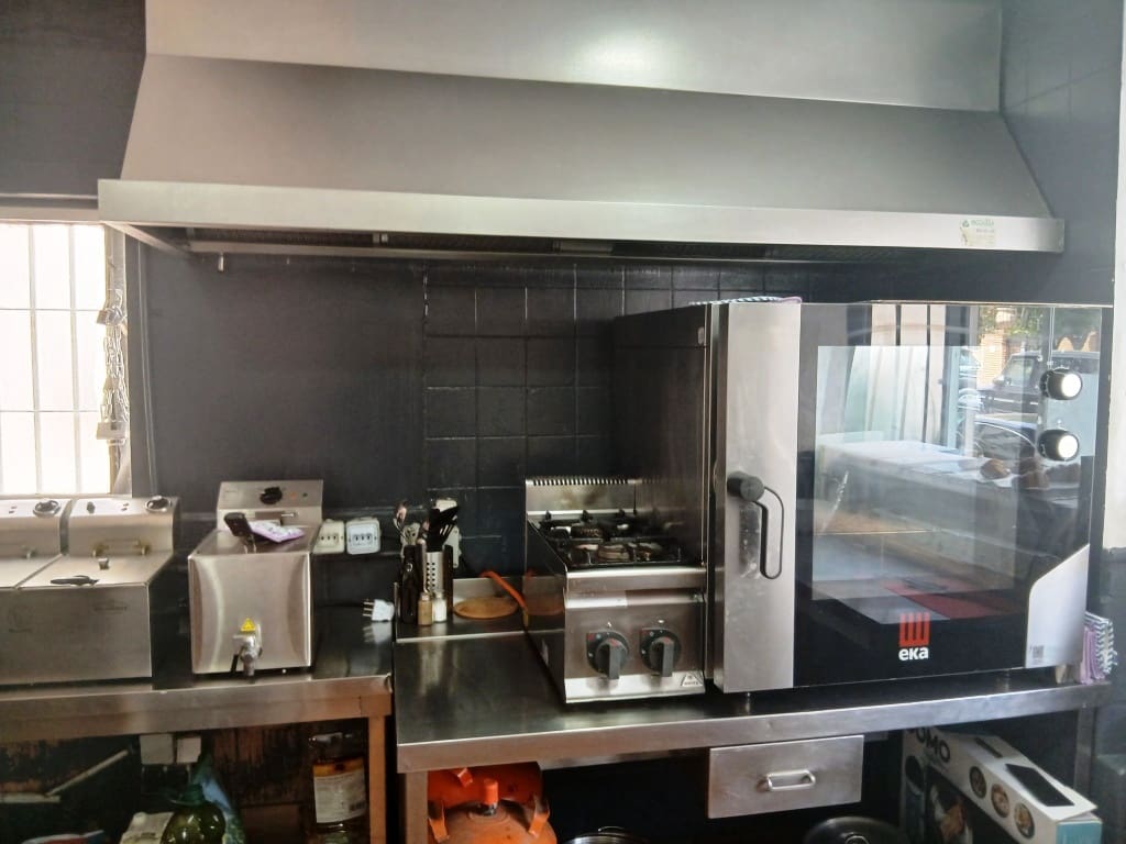 Restaurant/Bar til salg i Torremolinos - € 59.950 (Ref: 10158301)
