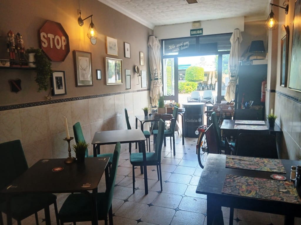 Restaurant/Bar til salgs i Benalmadena - € 55 950 (Ref: 10165539)