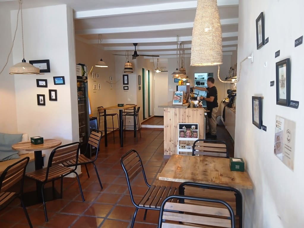 Restaurant/Bar til salgs i Fuengirola - € 62 950 (Ref: 10169039)