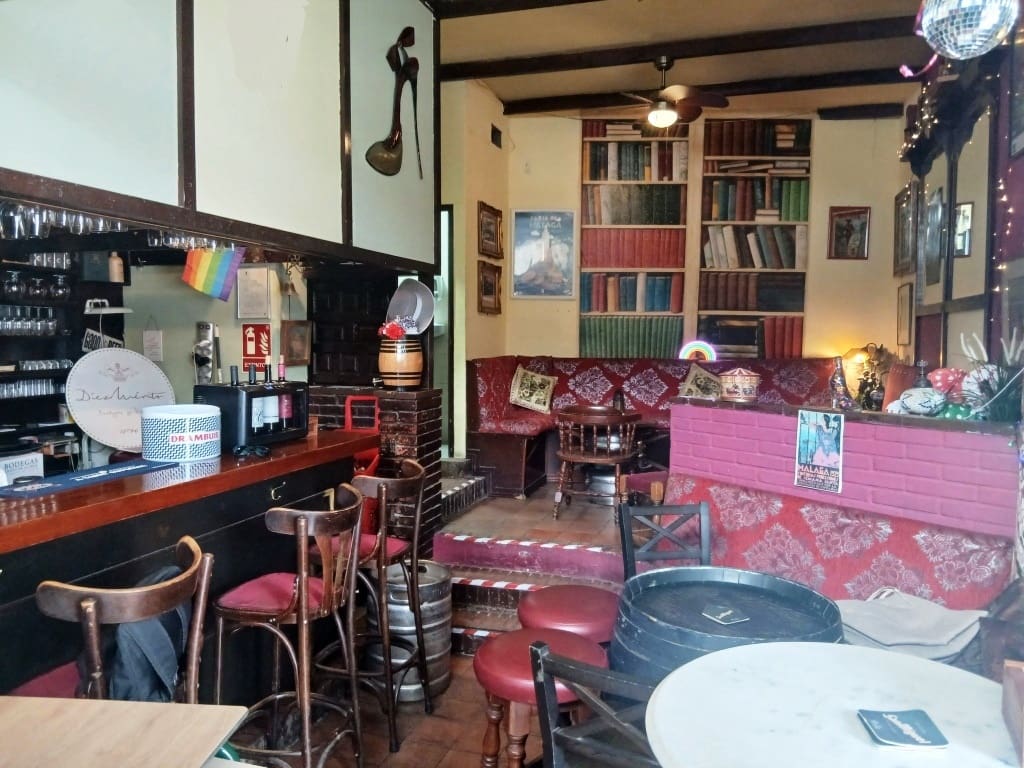 Restaurant/bar te koop in Torremolinos - € 39.950 (Ref: 10181040)