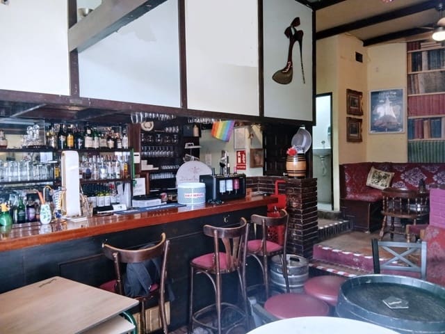 Restaurant/bar te koop in Torremolinos - € 39.950 (Ref: 10181040)