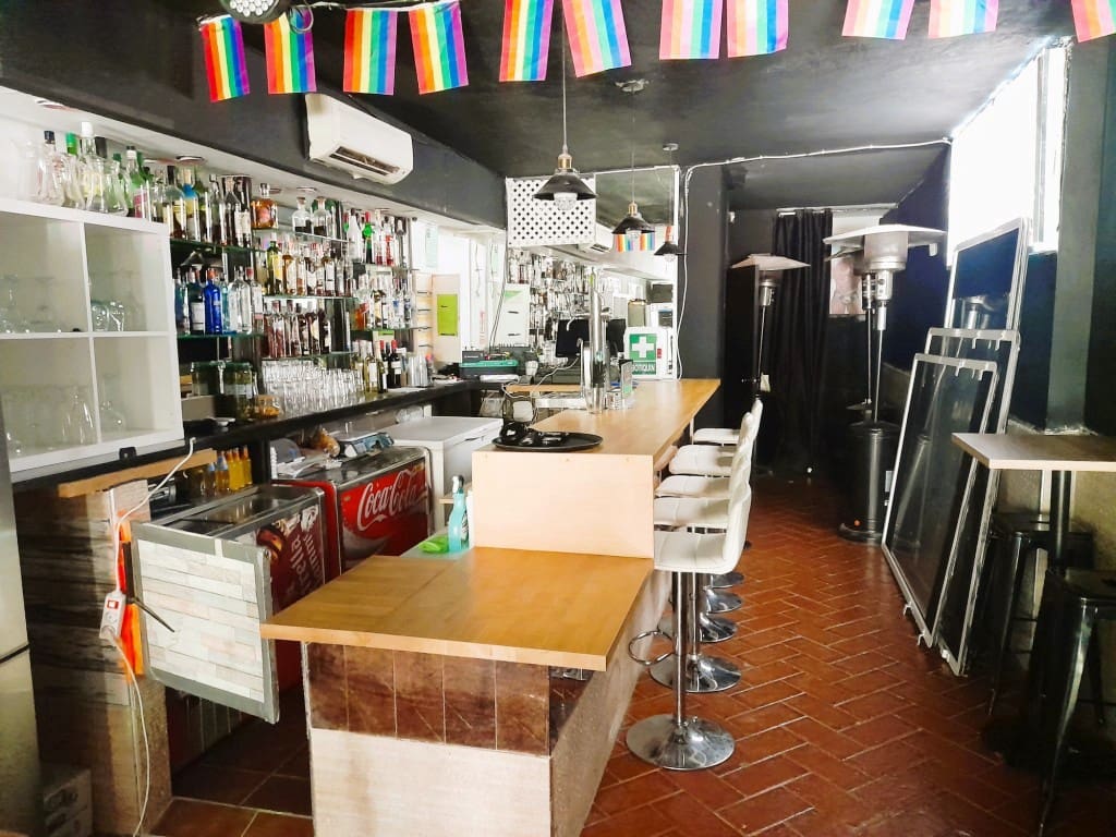 Restaurant/Bar for sale in Torremolinos - € 39,950 (Ref: 4796766)