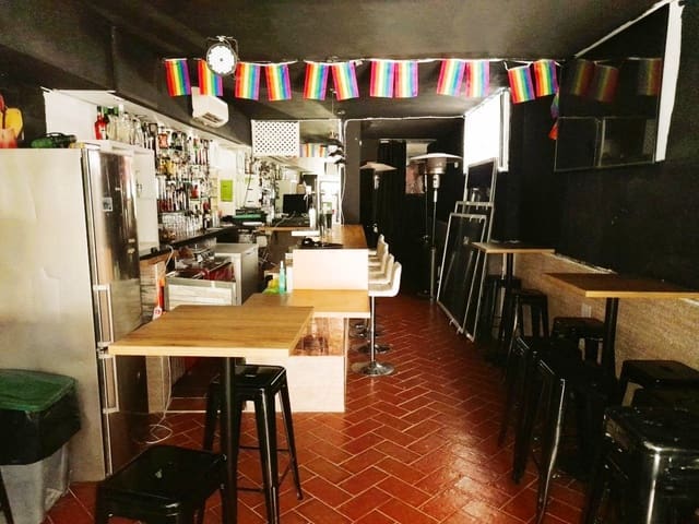 Restaurant/Bar for sale in Torremolinos - € 39,950 (Ref: 4796766)