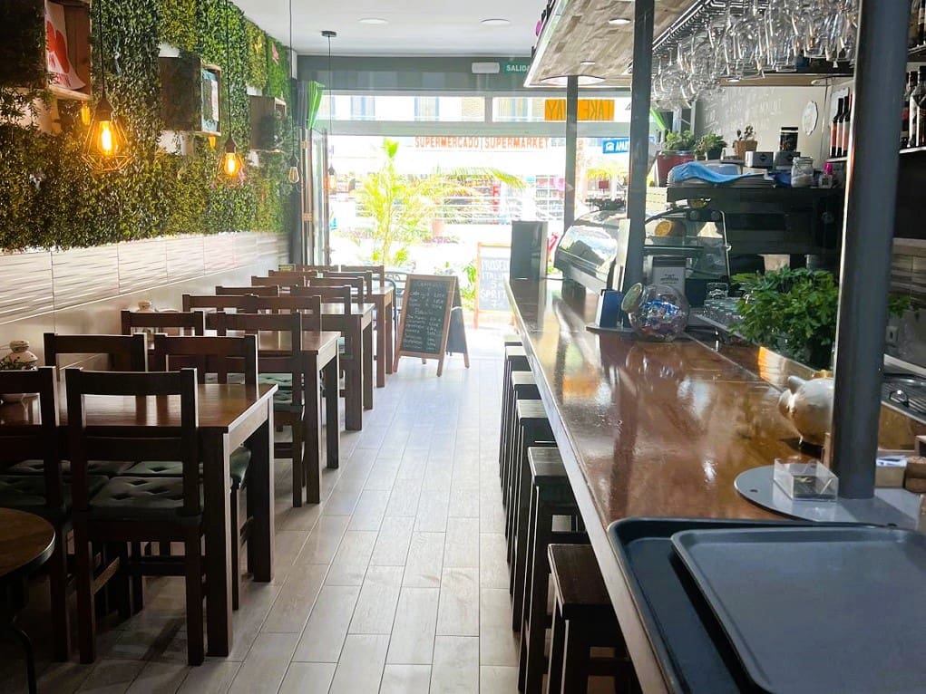 Restaurant/Bar for sale in Benalmadena - € 29,950 (Ref: 5767761)