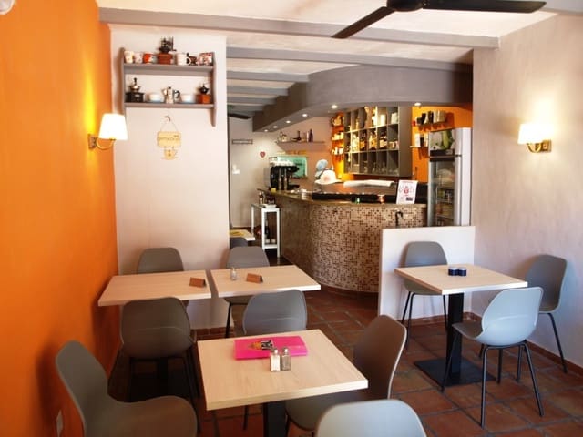 Restaurant/Bar for sale in Fuengirola - € 24,950 (Ref: 5767779)