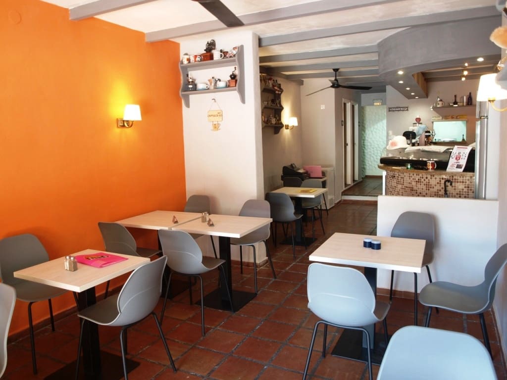 Restaurant/Bar for sale in Fuengirola - € 24,950 (Ref: 5767779)