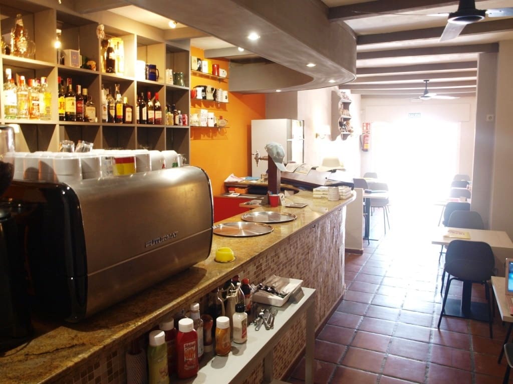 Restaurant/Bar for sale in Fuengirola - € 24,950 (Ref: 5767779)