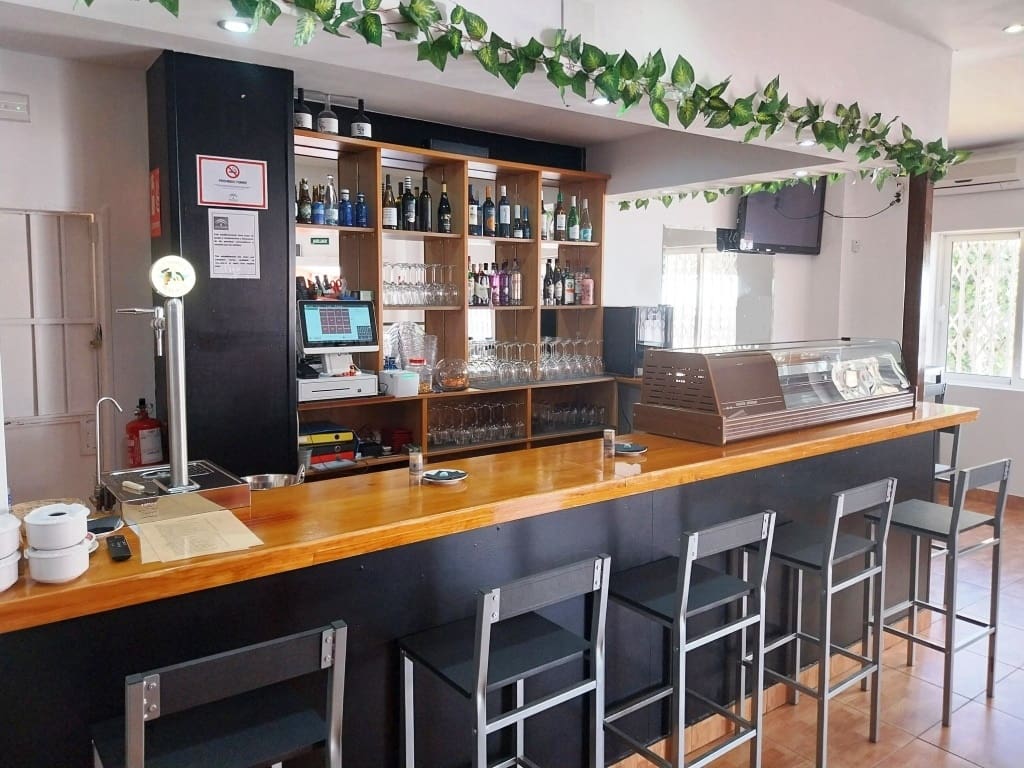 Restaurant/Bar for sale in Benalmadena - € 9,950 (Ref: 5767791)