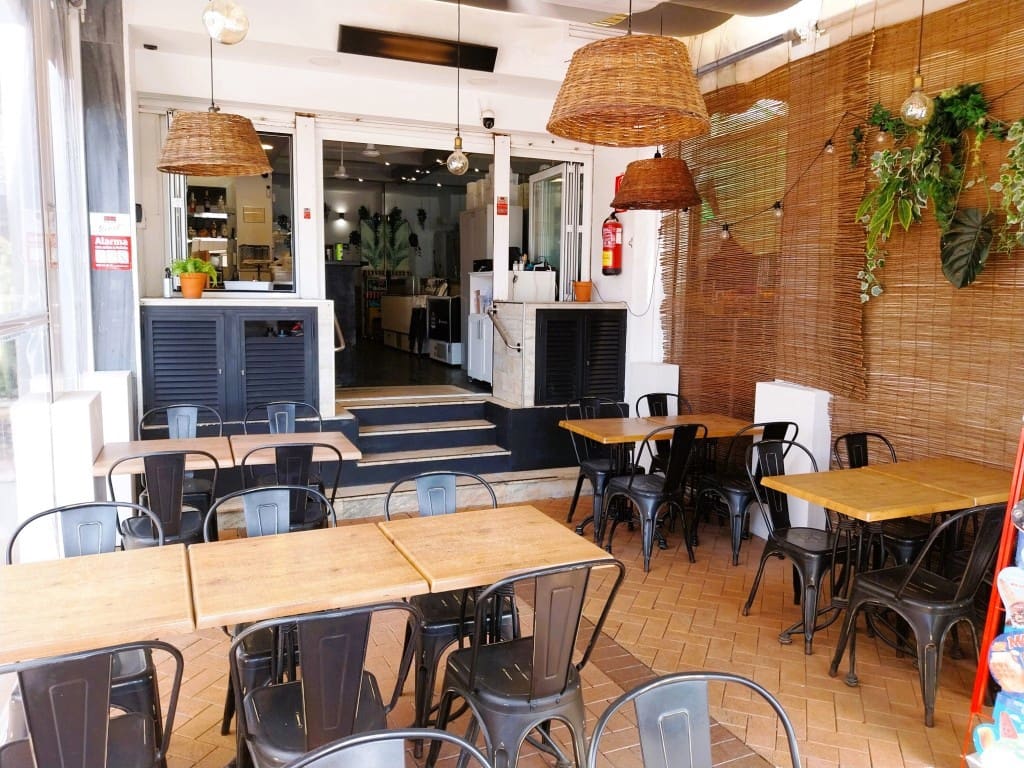 Restaurant/Bar for sale in Fuengirola - € 64,950 (Ref: 5767798)