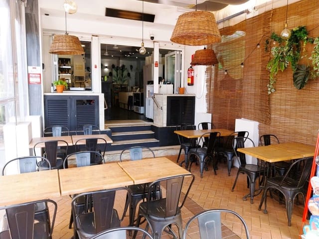 Restaurant/Bar for sale in Fuengirola - € 64,950 (Ref: 5767798)