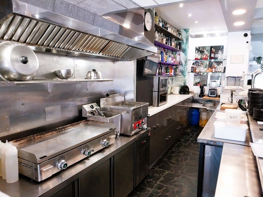 Restaurant/Bar for sale in Fuengirola - € 64,950 (Ref: 5767798)