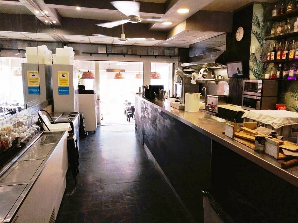 Restaurant/Bar for sale in Fuengirola - € 64,950 (Ref: 5767798)