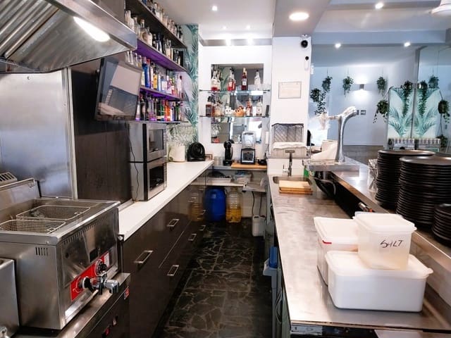 Restaurant/Bar for sale in Fuengirola - € 64,950 (Ref: 5767798)