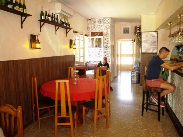 Restaurant/Bar for sale in Benalmádena - € 74,950 (Ref: 5767804)