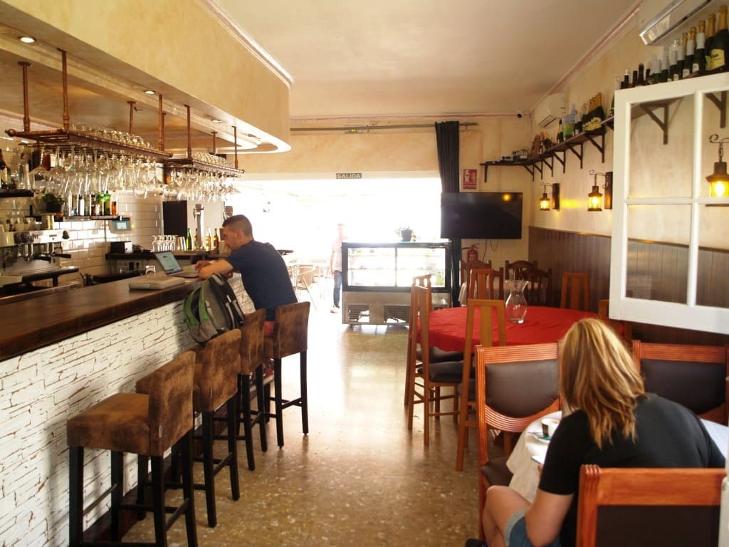Restaurant/Bar for sale in Benalmadena - € 74,950 (Ref: 5767804)