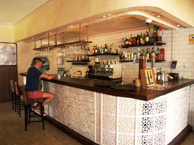 Restaurant/Bar for sale in Benalmádena - € 74,950 (Ref: 5767804)