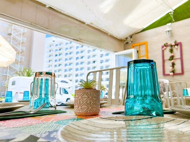 Restaurant/Bar for sale in Torremolinos - € 44,950 (Ref: 5767817)