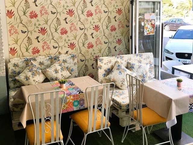 Restaurant/Bar for sale in Torremolinos - € 44,950 (Ref: 5767817)