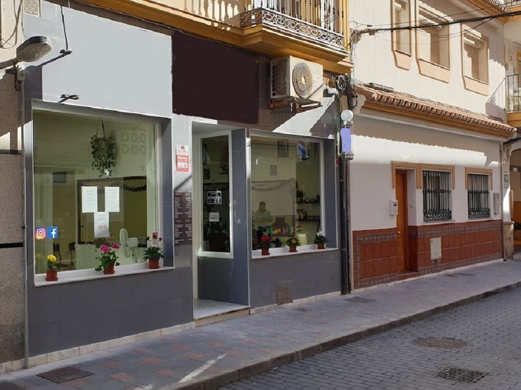 Business for sale in Fuengirola - € 24,950 (Ref: 5800310)