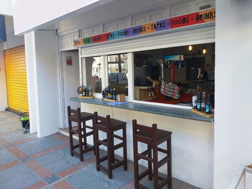 Restaurant/Bar for sale in Fuengirola - € 24,950 (Ref: 5878292)