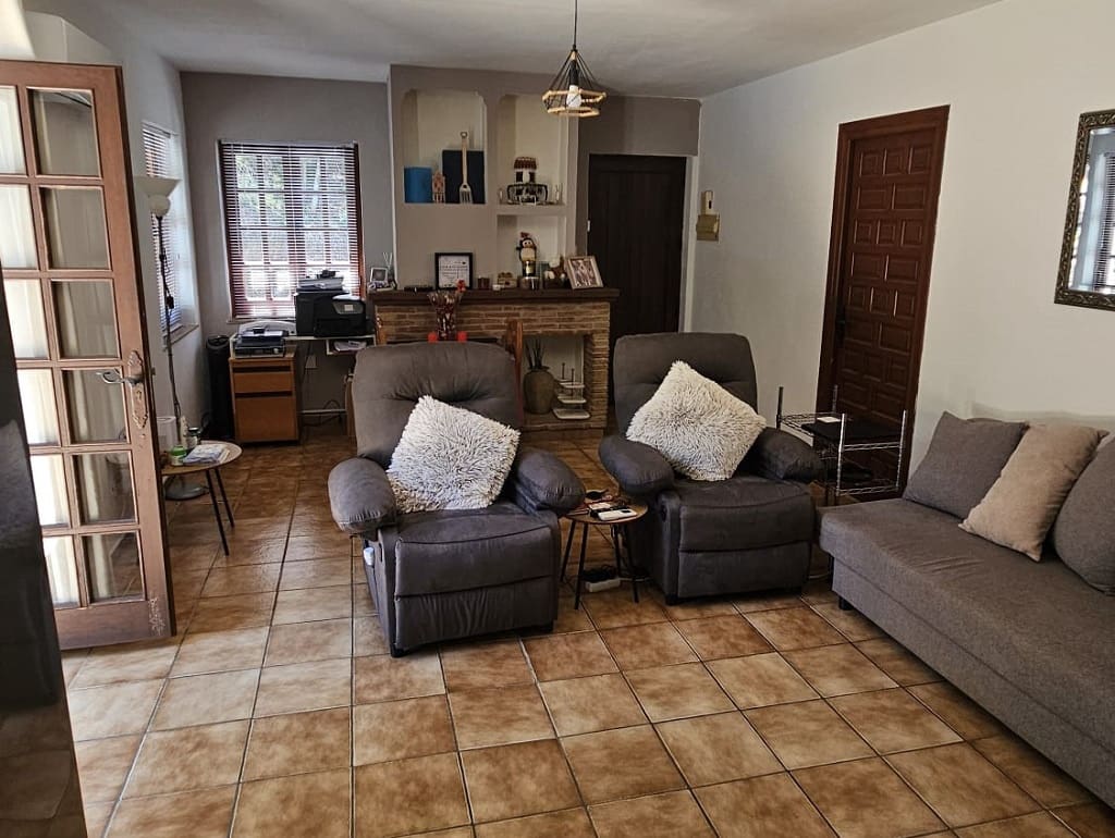 Restaurant/Bar for sale in Mijas Costa - € 435,000 (Ref: 9428276)