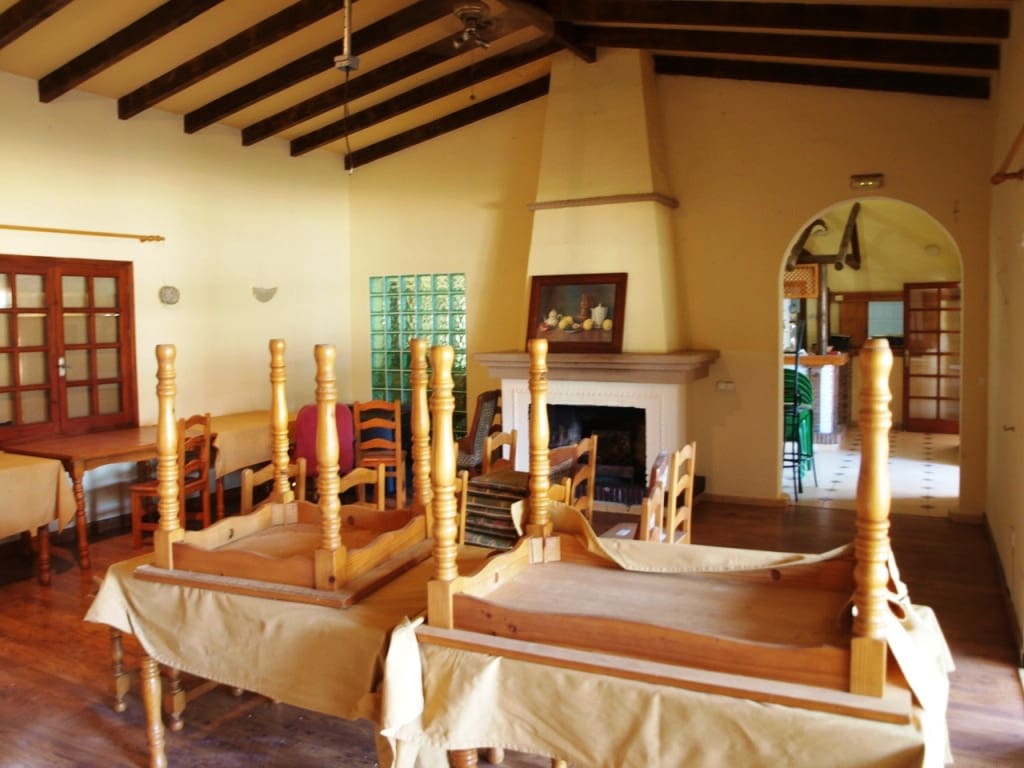 Restaurant/Bar for sale in Marbella - € 425,000 (Ref: 9428277)