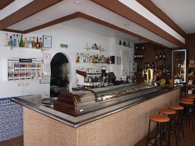Restaurant/Bar for sale in Fuengirola - € 395,000 (Ref: 9428280)