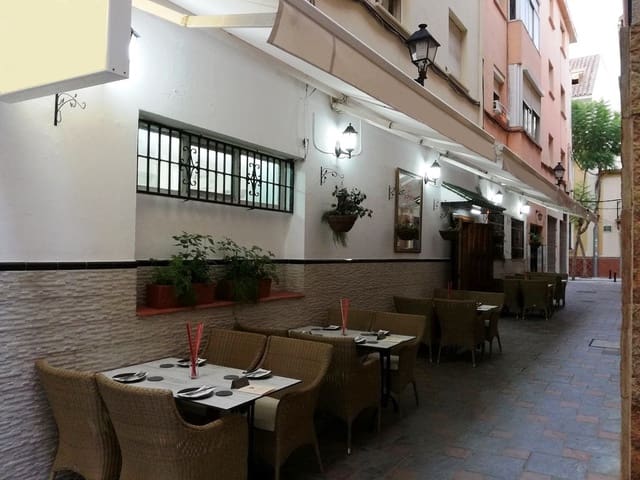 Restaurant/Bar for sale in Fuengirola - € 395,000 (Ref: 9428282)