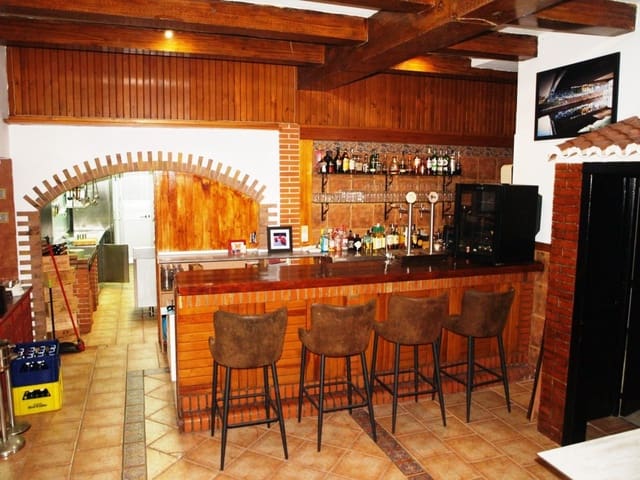 Restaurant/Bar for sale in Fuengirola - € 395,000 (Ref: 9428282)