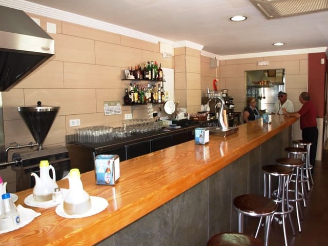 Restaurant/Bar for sale in Torremolinos - € 375,000 (Ref: 9428285)