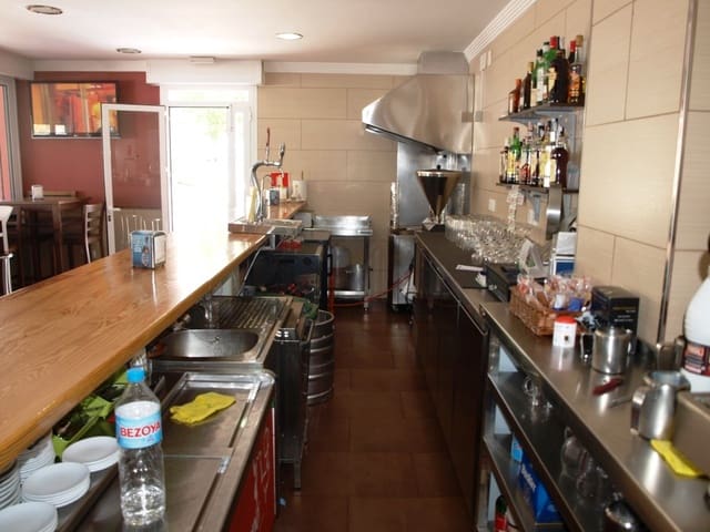 Restaurant/Bar for sale in Torremolinos - € 375,000 (Ref: 9428285)